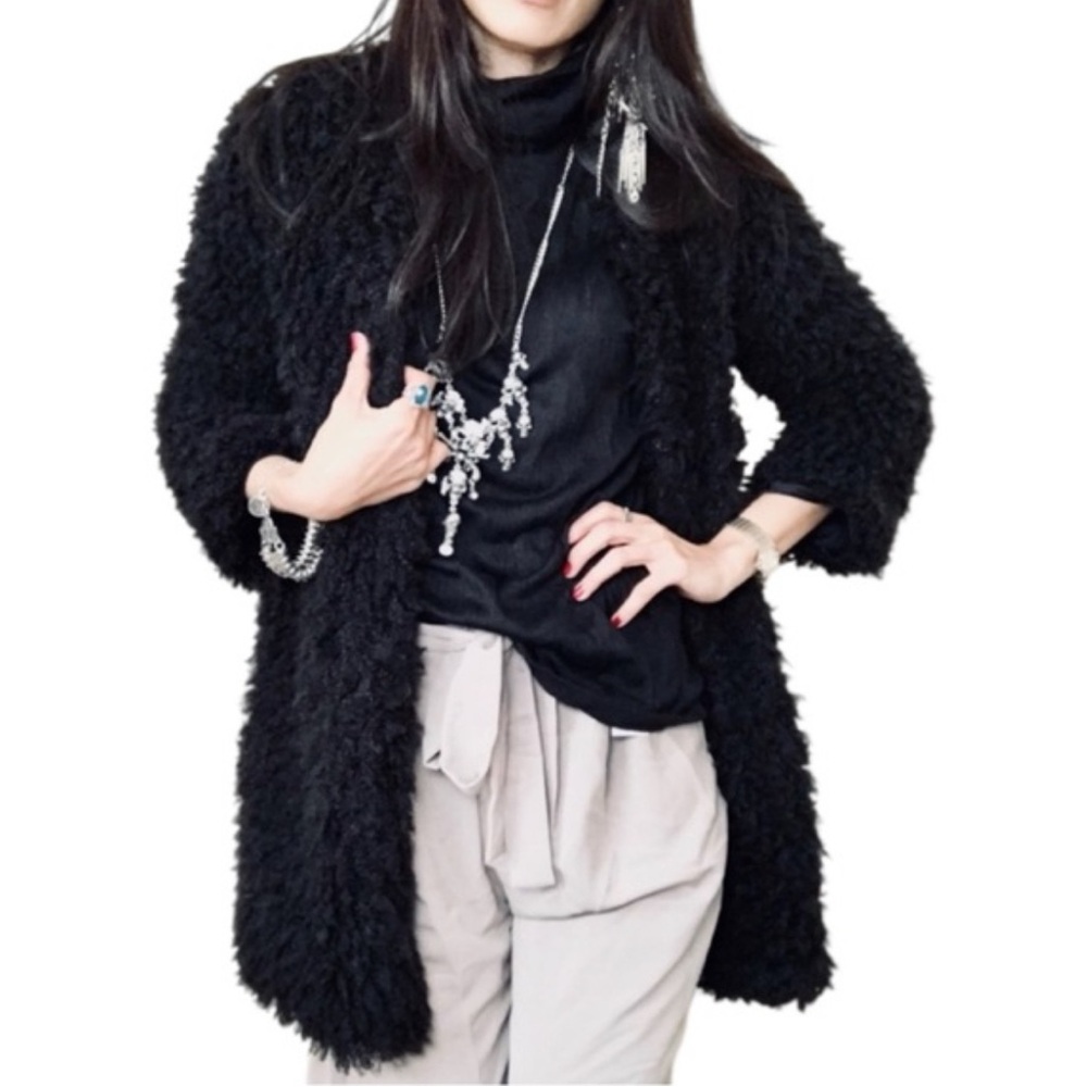 Vertigo NWT Sherpa jacket